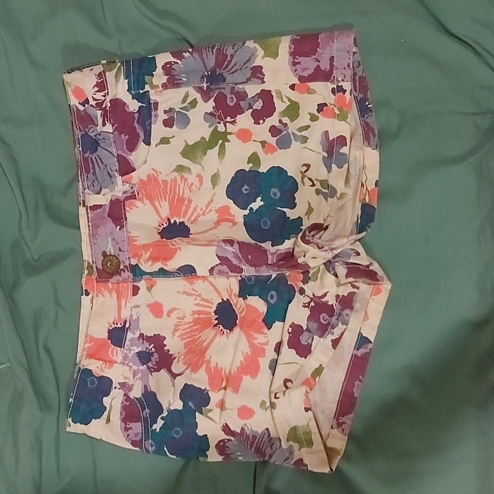 Flower short